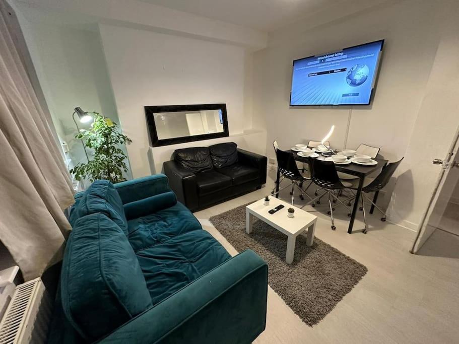 3 Bedroom Flat Kings Cross ロンドン エクステリア 写真